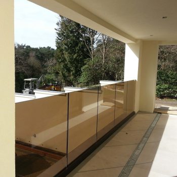 beautiful frameless glass railings